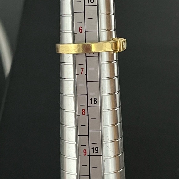 14k solid gold and diamond half eternity band - Picture 5 of 7